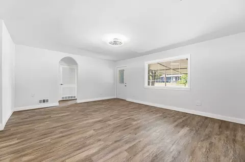 Living - 204 N 3rd St, Celeste, TX 75423 photo 4 of 5