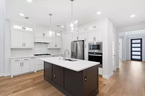 2504 Silver Leaf Dr, Northlake, TX 76226