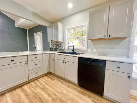 Kitchen - 206 Vine St, Bangs, TX 76823 photo 3 of 7