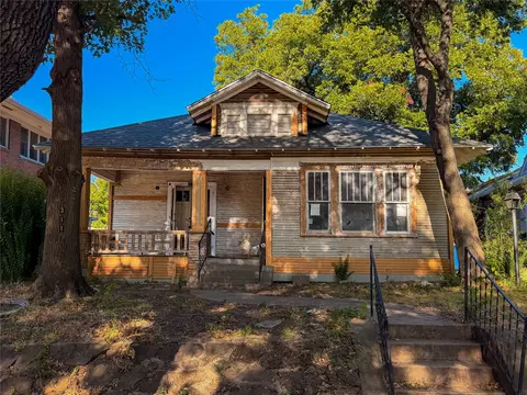311 N Clinton Ave, Dallas, TX 75208