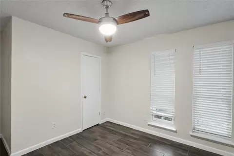 Bedroom - 708 Whitewing Dr, Mesquite, TX 75150 photo 4 of 5