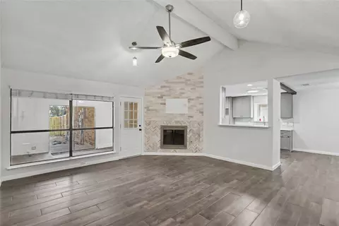 Living - 708 Whitewing Dr, Mesquite, TX 75150 photo 4 of 5