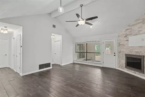 Living - 708 Whitewing Dr, Mesquite, TX 75150 photo 2 of 5