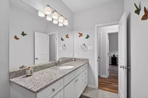 Bath - 108 Mcanear St, Cleburne, TX 76033 photo 6 of 6