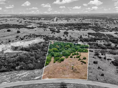 262 Grand Canyon Dr, Oglesby, TX 76561