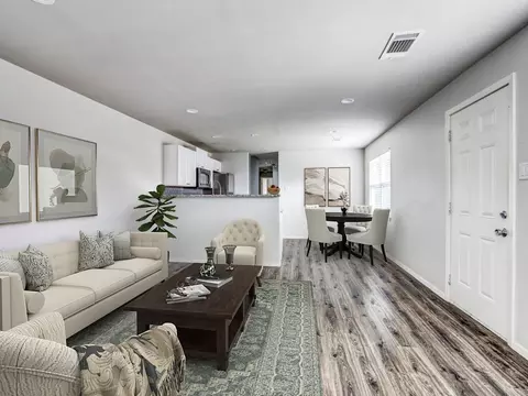2204 W Rosedale St S St, Fort Worth, TX 76110