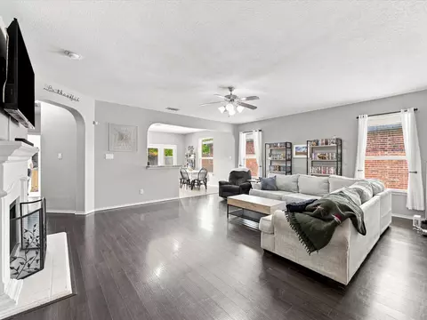 8205 Water Buck Run, Fort Worth, TX 76179
