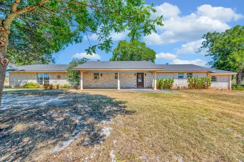 1455 Jackson Ln, China Spring, TX 76633