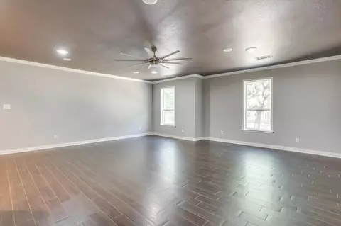 Living - Undisclosed, Springtown, TX 76082 photo 4 of 6