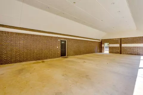 Exterior - Undisclosed, Springtown, TX 76082 photo 6 of 9