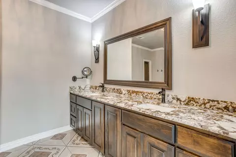 Bath - Undisclosed, Springtown, TX 76082 photo 1 of 5