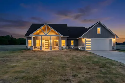 1564 County Road 4732, Cumby, TX 75433