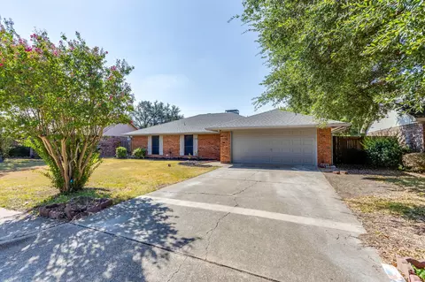 106 Sidney Dr, Glenn Heights, TX 75154
