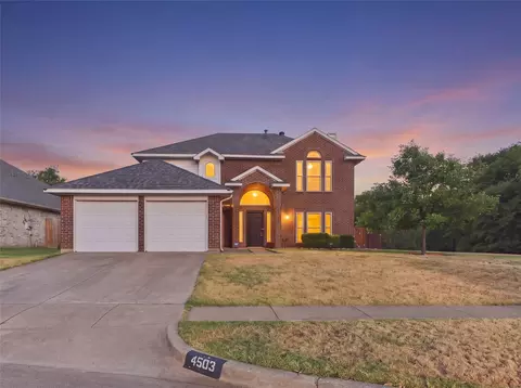 4503 Queenswood Dr, Grand Prairie, TX 75052