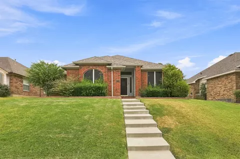 2126 Greenstone Trl, Carrollton, TX 75010