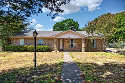 1403 N Melba Doyle Park Rd, Decatur, TX 76234