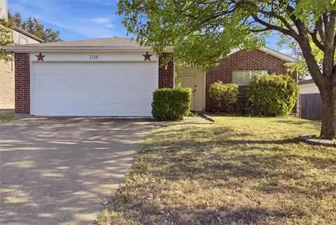7132 Lanyon Dr, Dallas, TX 75227