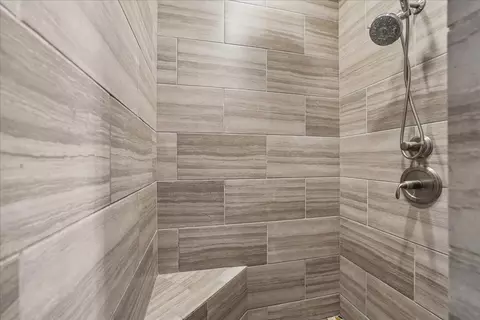 Bath - 109 Springleaf Ln, Mabank, TX 75147 photo 4 of 5
