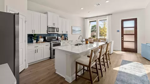 718 Greenwood Sq, Richardson, TX 75080