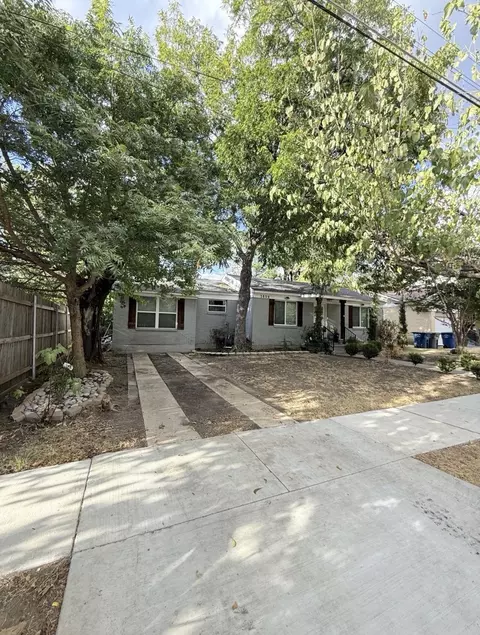 3859 Wemdon Dr, Dallas, TX 75220