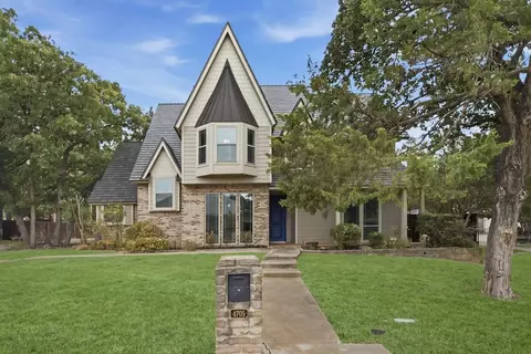 4705 Villa Vera Dr, Arlington, TX 76017