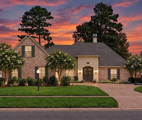 378 Saint Charles Blvd, Shreveport, LA 71106