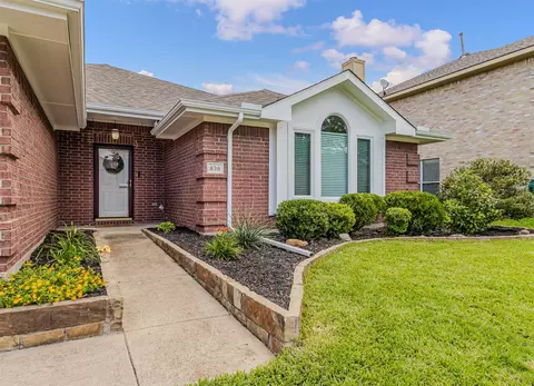 838 Oak Hollow Ln, Rockwall, TX 75087