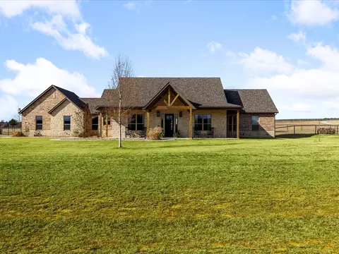 170 Proctor Ln, Decatur, TX 76234