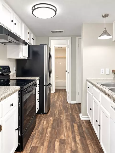 4653 Country Creek Dr #1124, Dallas, TX 75236