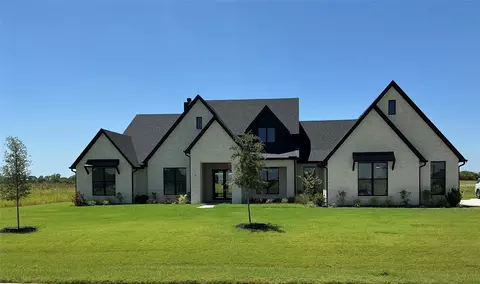 132 Devi Dr, Waxahachie, TX 75165