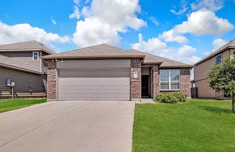 8317 Horned Maple Trl, Fort Worth, TX 76123