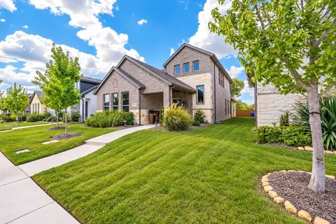 201 Foreman Dr, Midlothian, TX 76065