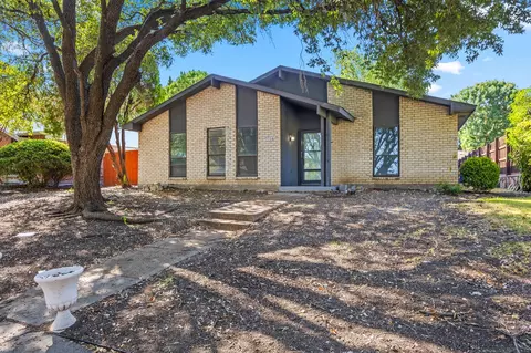 3314 Excalibur Cir, Garland, TX 75044