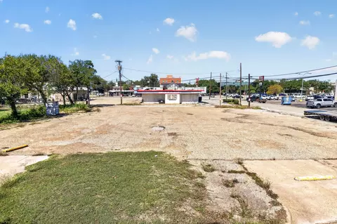 400 W Brown St, Ennis, TX 75119