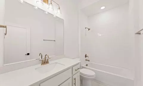 Bath - 2216 Switchgrass Dr, Argyle, TX 76226 photo 6 of 6