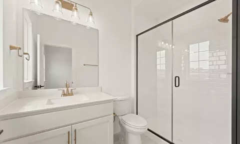 Bath - 2216 Switchgrass Dr, Argyle, TX 76226 photo 4 of 6