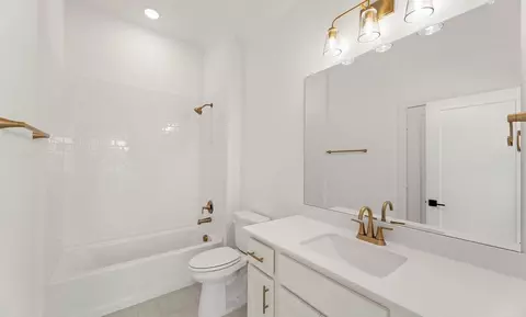 Bath - 2212 Switchgrass Dr, Argyle, TX 76226 photo 6 of 7