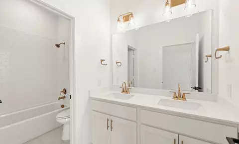 Bath - 2212 Switchgrass Dr, Argyle, TX 76226 photo 7 of 7