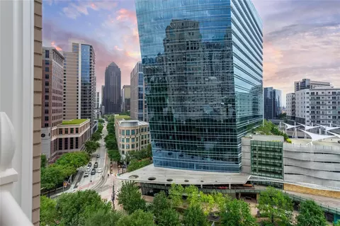 2525 N Pearl St #1004, Dallas, TX 75201