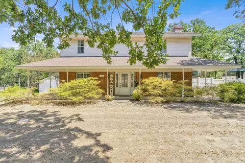 124 Alvarado Oak Dr, Alvarado, TX 76009