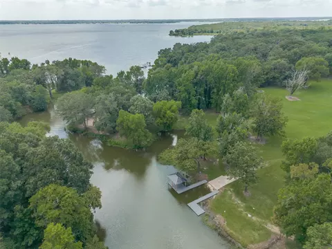 558 Private Rd 7423, Emory, TX 75440