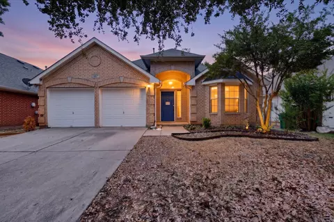 4617 Belladonna Dr, Fort Worth, TX 76123