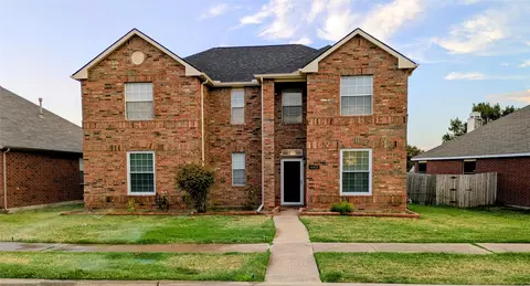 4413 Stirling Dr, Garland, TX 75043