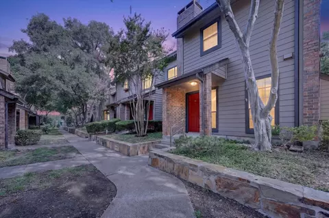 9910 Royal Ln #508, Dallas, TX 75231