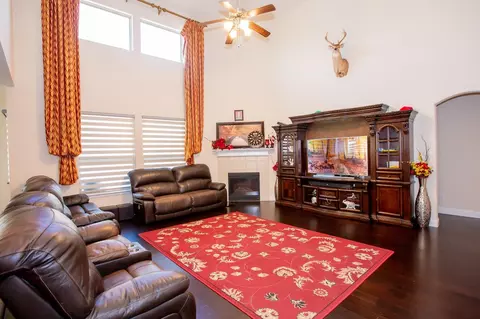 Living - 1002 Nail Ln, Euless, TX 76040 photo 1 of 4