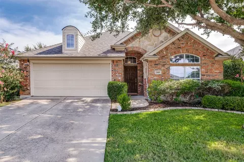 2009 Michelle Creek Dr, Little Elm, TX 75068