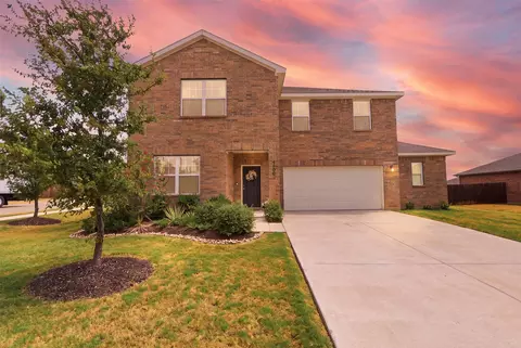 2600 Sanders Creek Dr, Glenn Heights, TX 75154
