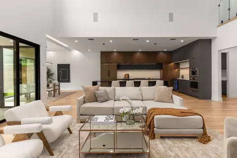 3722 Park Ln, Dallas, TX 75220