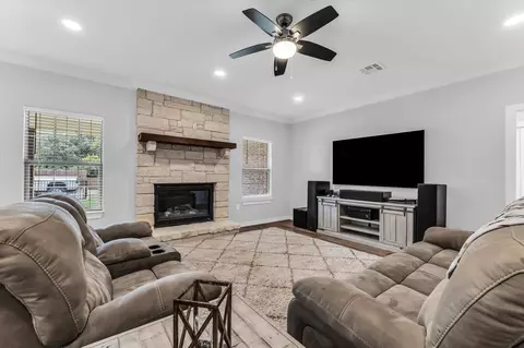 Living - 128 Sydney Ln, Lorena, TX 76655 photo 1 of 2