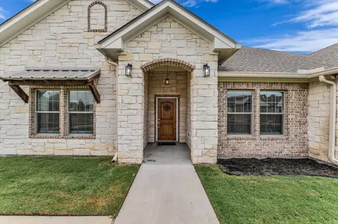 Exterior - 128 Sydney Ln, Lorena, TX 76655 photo 3 of 7